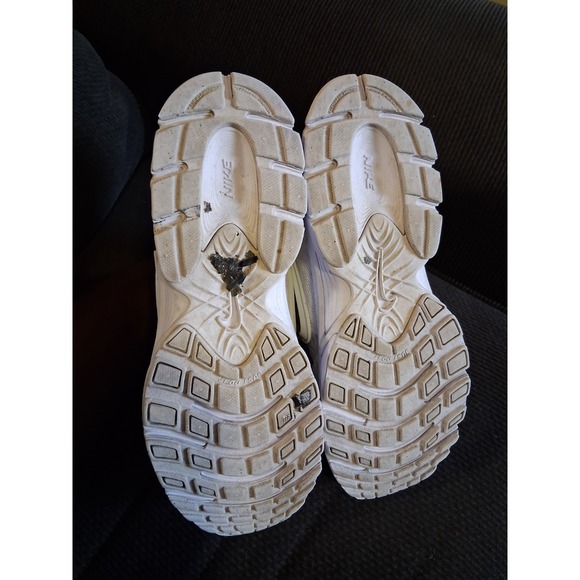 Nike V5 RNR White Black Metallic Silver Womens HQ7901-101 VNDS Sz 9.5 - Picture 7 of 8